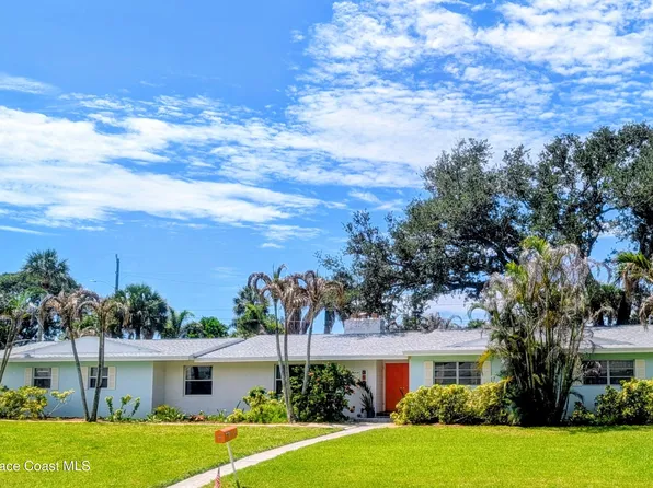 615 Oak Ridge Dr, Indialantic, FL 32903