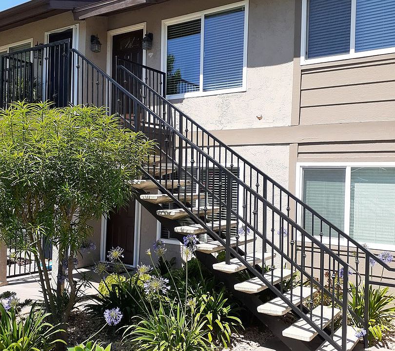 1st image of 1440 Oakdale Ave Unit 9