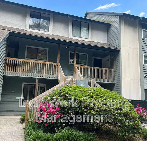 1161 Shadow Lake Cir #E — Photo 1