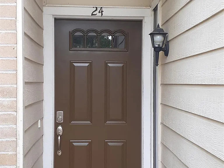 3500 Tangle Brush Dr #24 — Photo 3