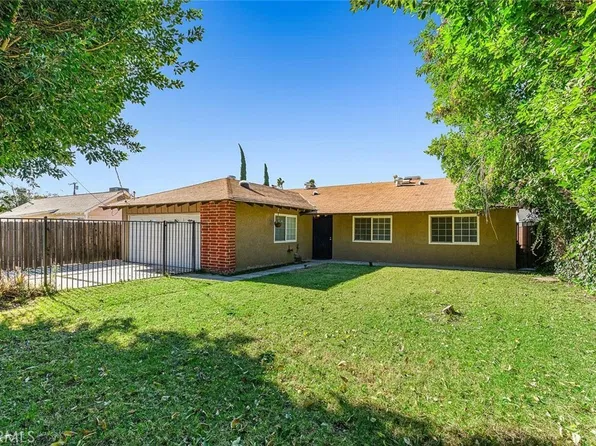 7023 De Celis Pl, Van Nuys, CA 91406