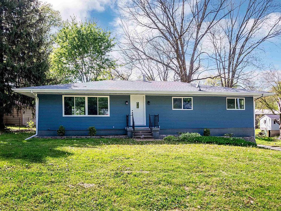 1st image of 203 Eaton Ave
