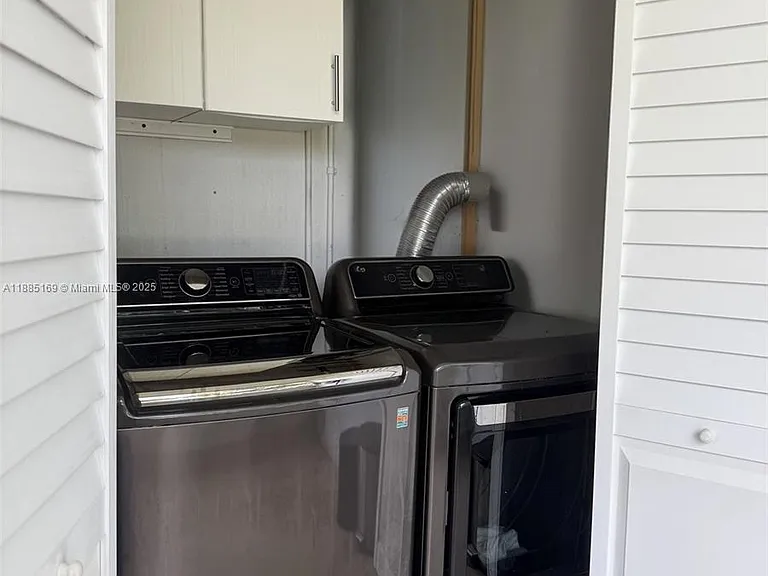17255 SW 302nd St — Photo 17