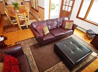 5 Blackthorne Rd, Warren, NJ 07059