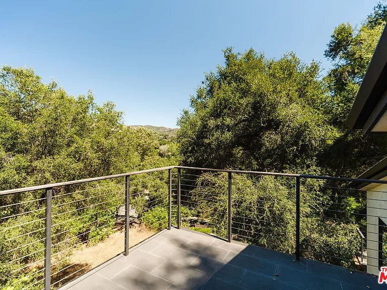 1149 Old Topanga Canyon Rd — Photo 32