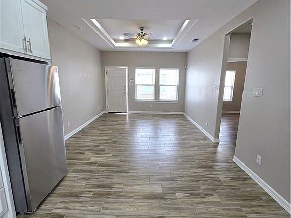 3rd image of 810 N Blair Ave #4