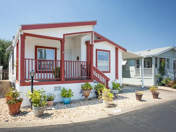 8 La Entrada Way, Yuba City, CA 95993