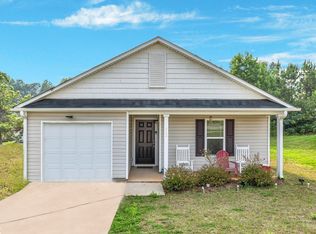 112 Botany Dr, Laurens, SC 29360