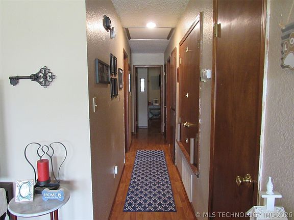 4th image of 2323 Stephanie Cir