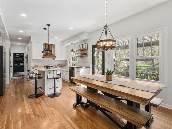 5th image of 3040 Nantucket Dr
