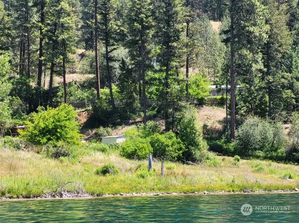 93 C E Wannacut Lane, Oroville, WA 98844