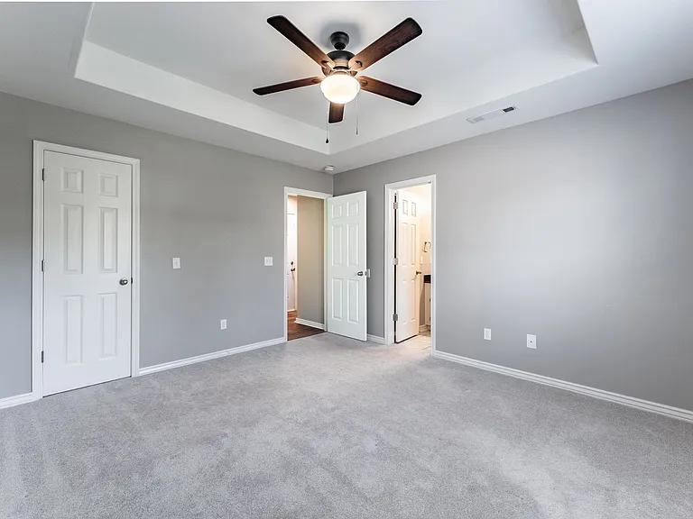 740 Dogwood St — Photo 15