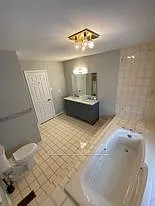 49 Highglen Ave E — Photo 23