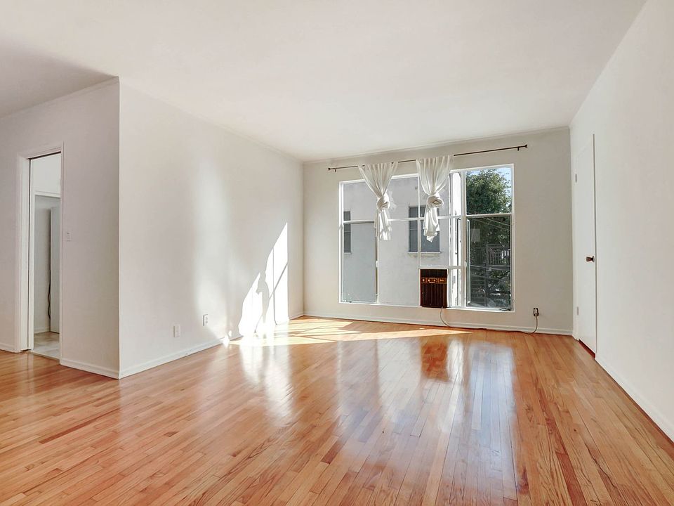 1st image of 907 S Holt Ave APT 5