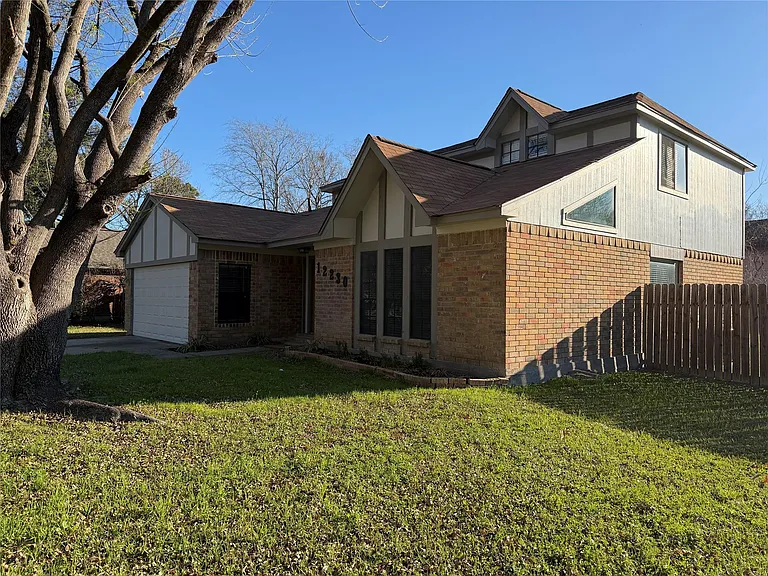 12230 Kleinmeadow Dr — Photo 2