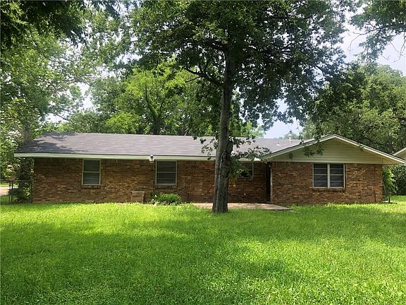2nd image of 1229 Rolling Hills Dr