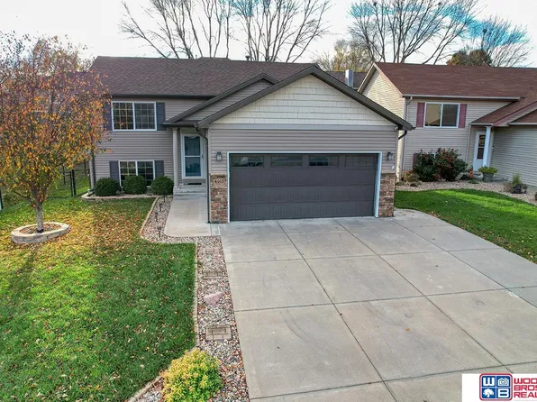 4915 NW Pemberly Ln, Lincoln, NE 68521