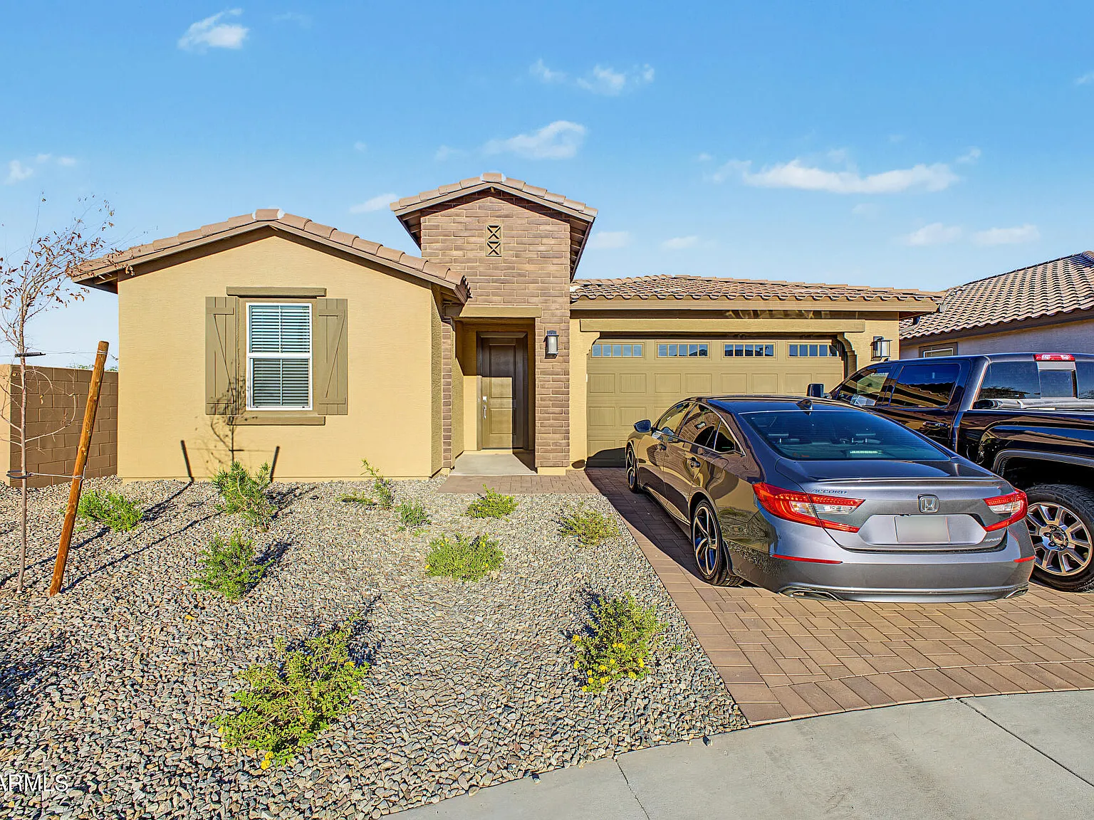 1 bed, 1.0 bath, 800 sqft, $2,000 — Photo 2