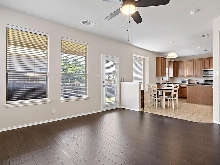 8701 Blackvireo Dr — Photo 15