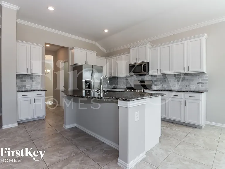 6406 Wolf Run Dr — Photo 6