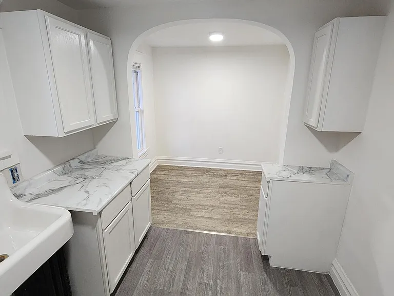 320 W Vine St — Photo 6