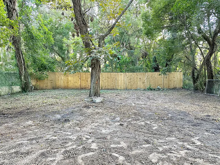 3607 Lindell Ave — Photo 12