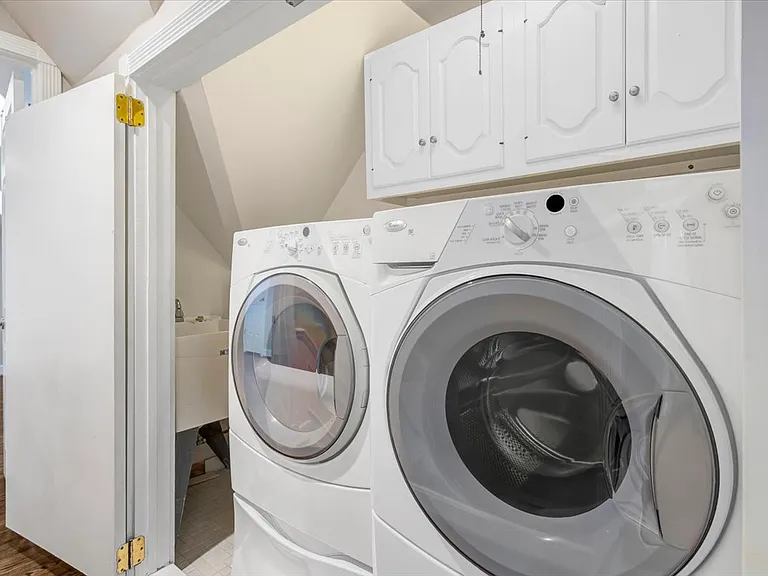 Laundry on fourth floor
