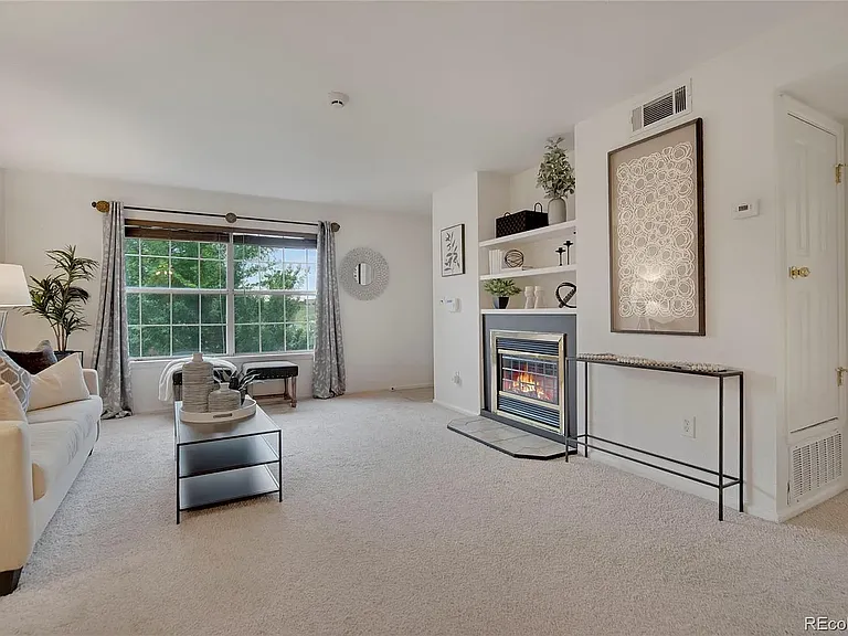 9160 E Arbor Cir #F — Photo 3