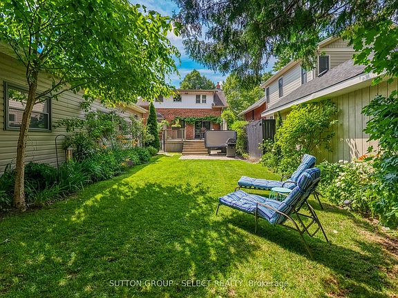 3rd image of 442 Victoria St