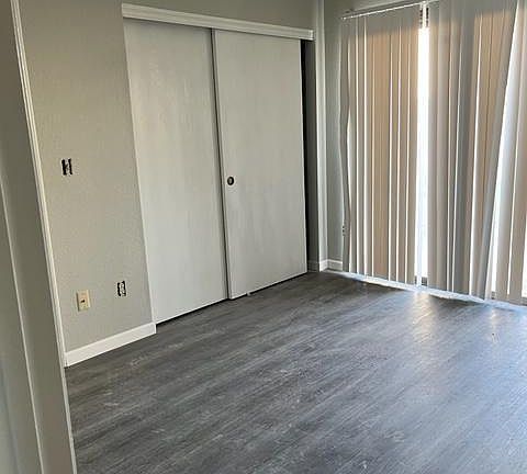 4th image of 8195 Essen Way