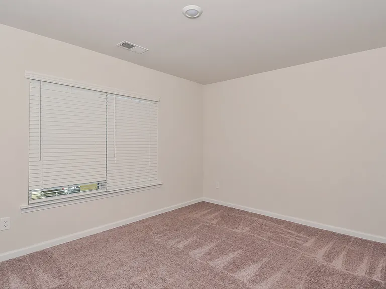 170 Beckett Ln — Photo 11