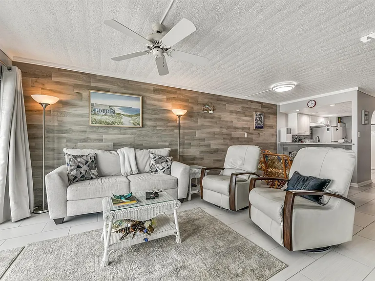 7310 Seawall Blvd #605 — Photo 13