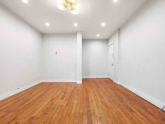 5th image of 2201 Cortelyou Rd #4G
