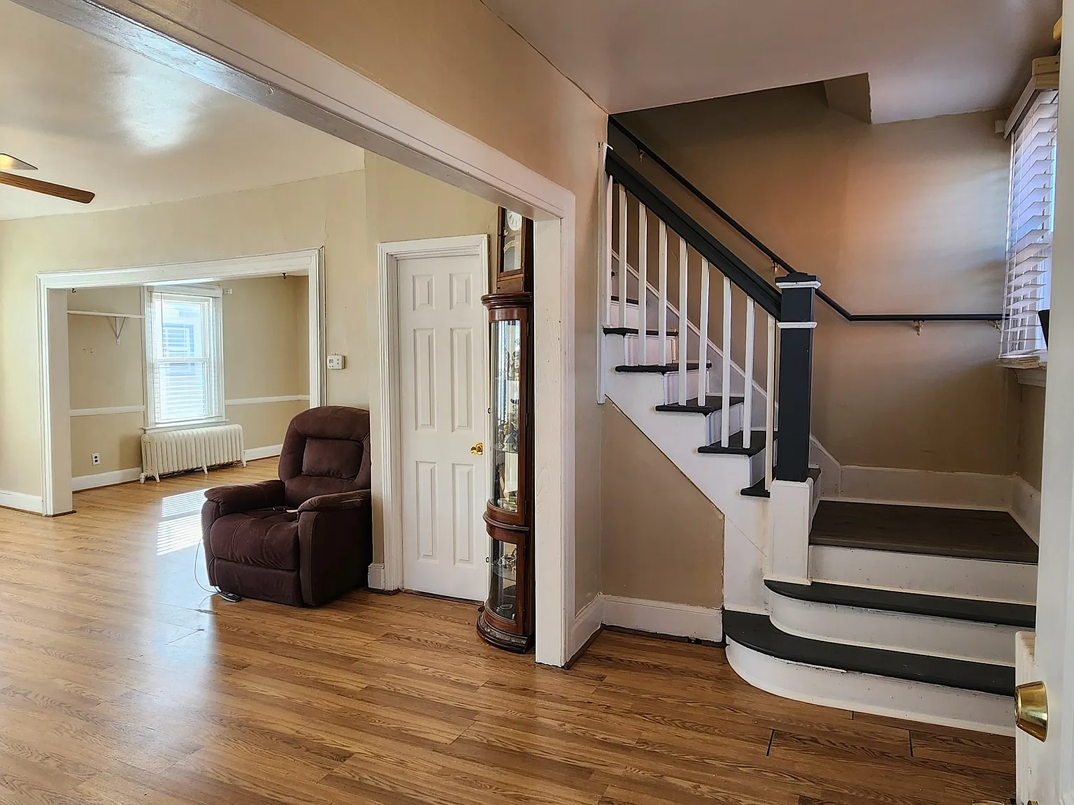4 bed, 1.5 bath, 1635 sqft, $2,750 — Photo 4