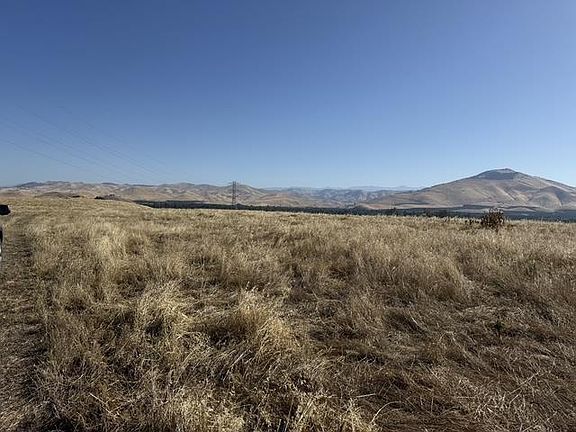 4th image of 1900 N Piedra Rd