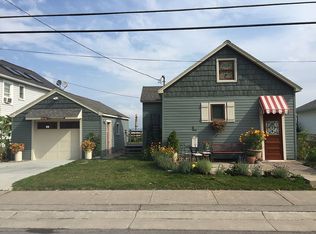 814 Edgemere Dr, Rochester, NY 14612