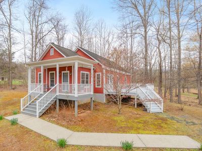 500 Rhue Hollow Rd, Roseland, VA, 22967