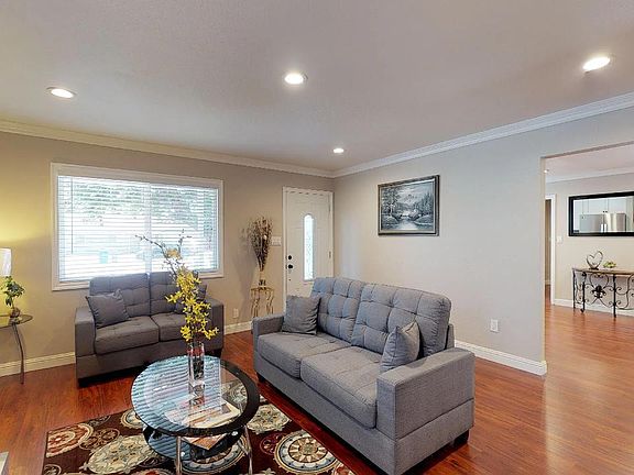 3rd image of 288 N Cragmont Ave