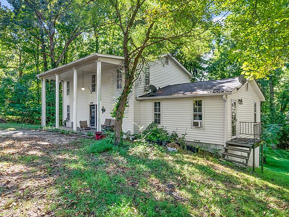 3rd image of 1218 Spring St