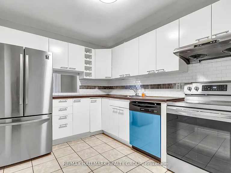 460 Fenerty Ct #1 — Photo 12