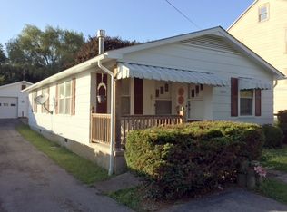 1024 W Cumberland Rd, Bluefield, WV 24701