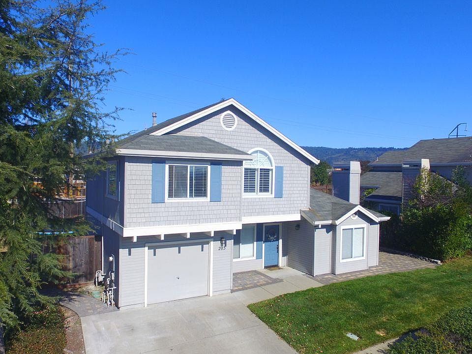 1st image of 203 Amador