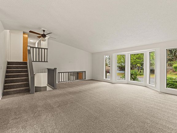 3rd image of 5806 W Pacific Park Dr