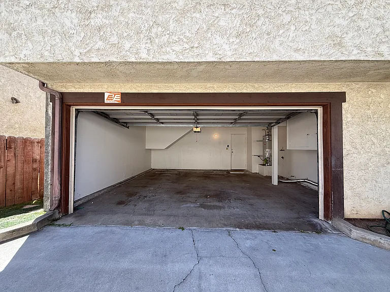 320 S Ynez Ave #D — Photo 13