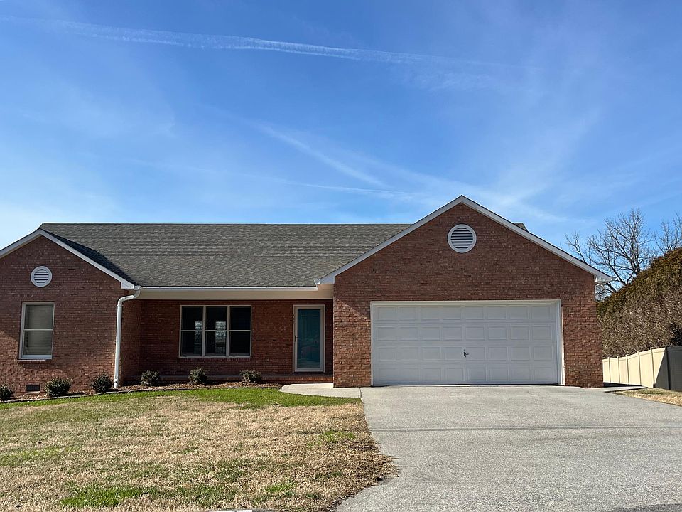 1st image of 3541 Crestwood Dr