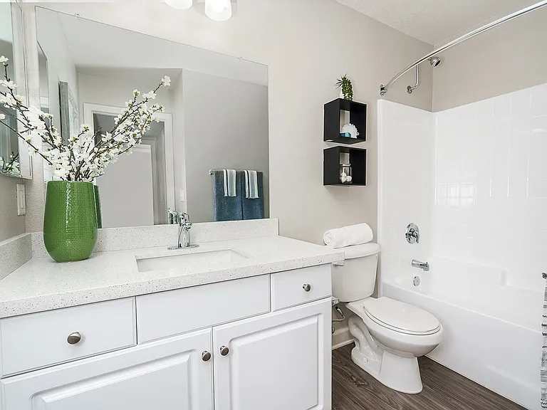 The Cascades Apartments — Photo 26