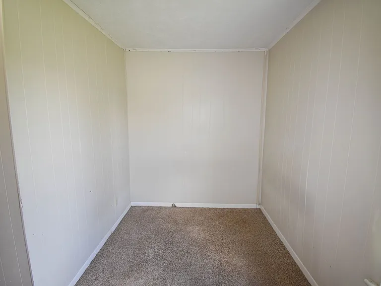 300 W Clinton St — Photo 12