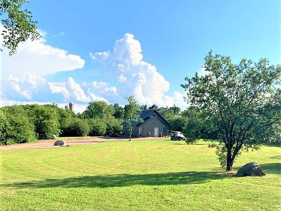 2nd image of 4004 Meadowbrook Road N