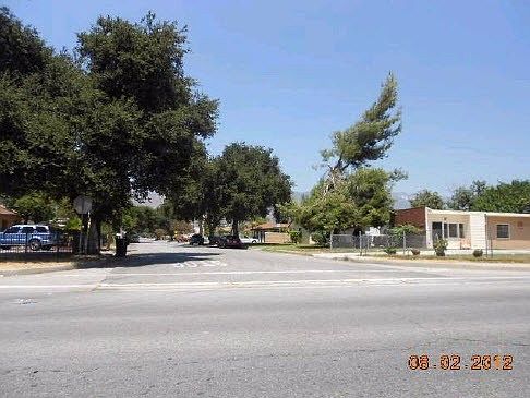 4th image of 3038 Acacia Ave