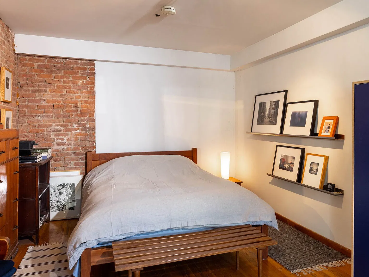 586 Third Avenue — Photo 3